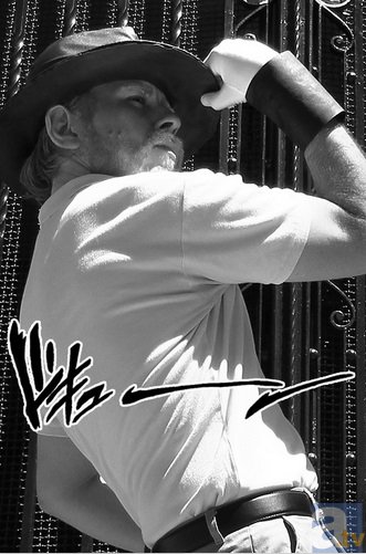 PG电子模拟器试玩在线-欧!瞧瞧这万恶的金钱!土豪们的皮卡丘都是镶金的(图2) PG电子模拟器在线试玩